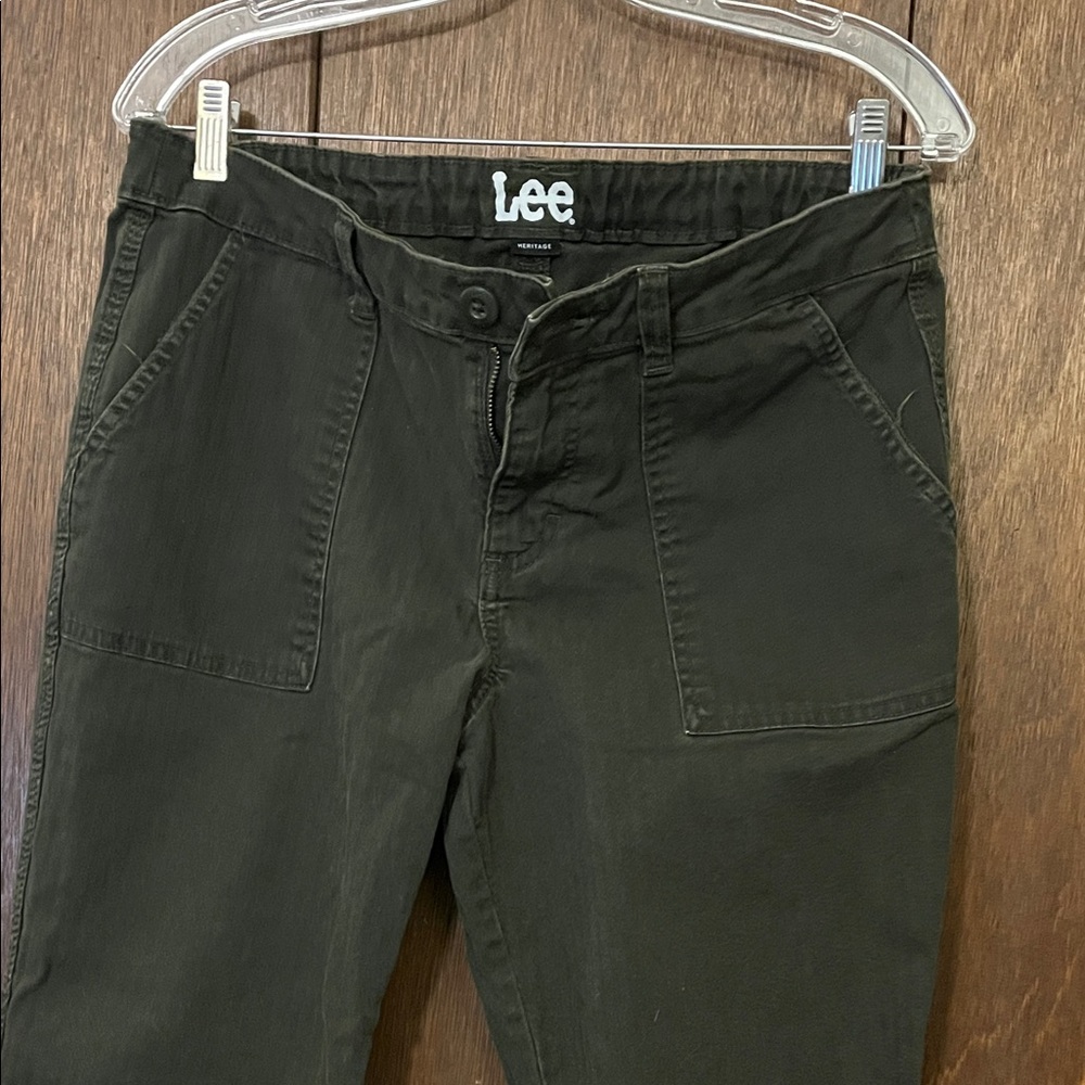 Lee Women's Dark Green Chinos size 8